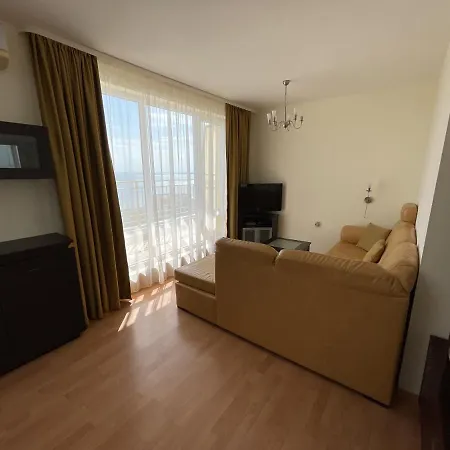 Bay View In Saint Vlas 아파트