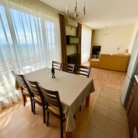 아파트 Bay View In Saint Vlas *